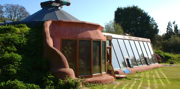 10 Reasons Why EarthShips Are F!#%ing Awesome