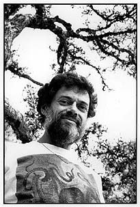 The late Terence McKenna. Image via Wikimedia Commons.