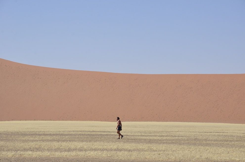 Iceman Wim Hof Desert Walk 